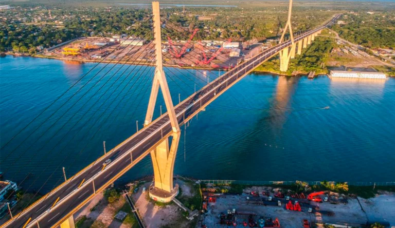 Vista aérea del Puente Tampico